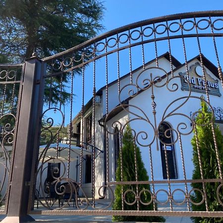 Hotel Old Pitius ピツンダ エクステリア 写真